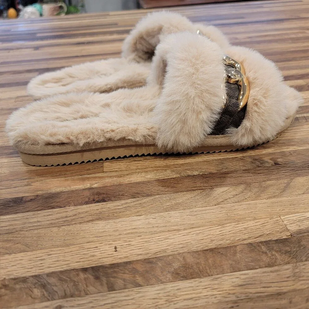 Michael Kors Scarlett Chain Cozy Faux Fur Slippers in camel multi color